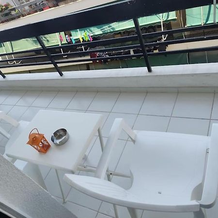 M.V Apartment 雅典 外观 照片